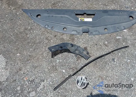 2015 Chrysler 200 Limited z USA, uszkodzony, nr VIN 1C3CCCAB5FN712574